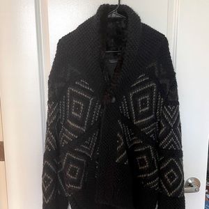 Zara Men’s Sweater